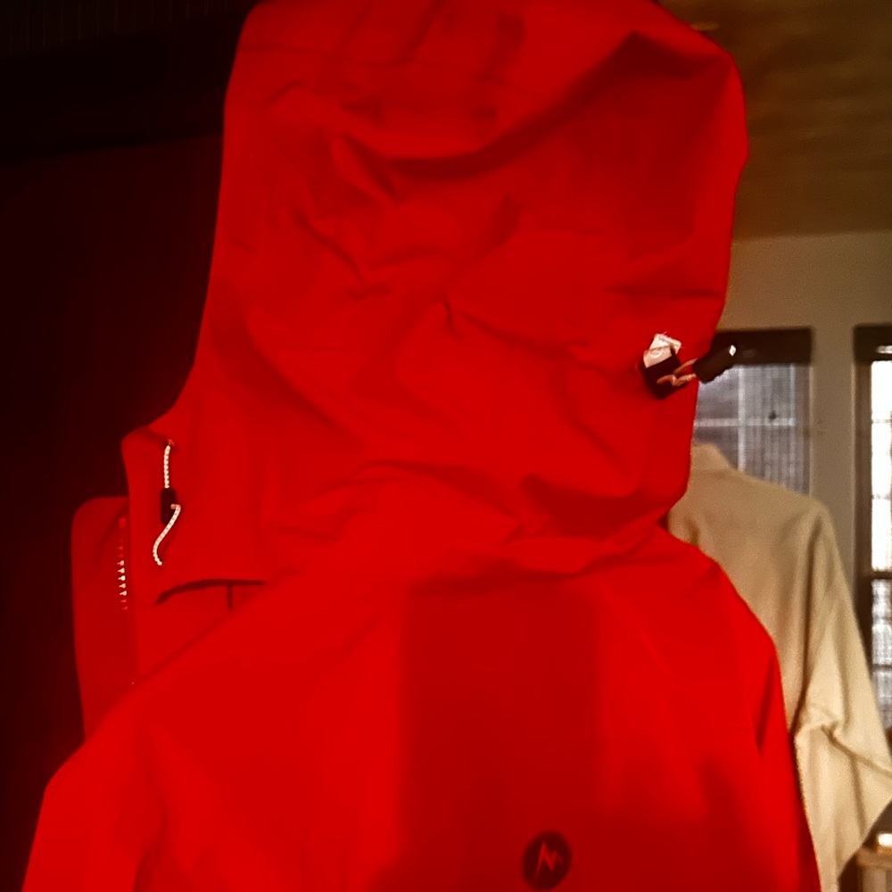 Marmot ( Excellent Brand) Women's GORE TEX Ski Jacket - Shell/ / Attached Hood - Picture 5 of 10